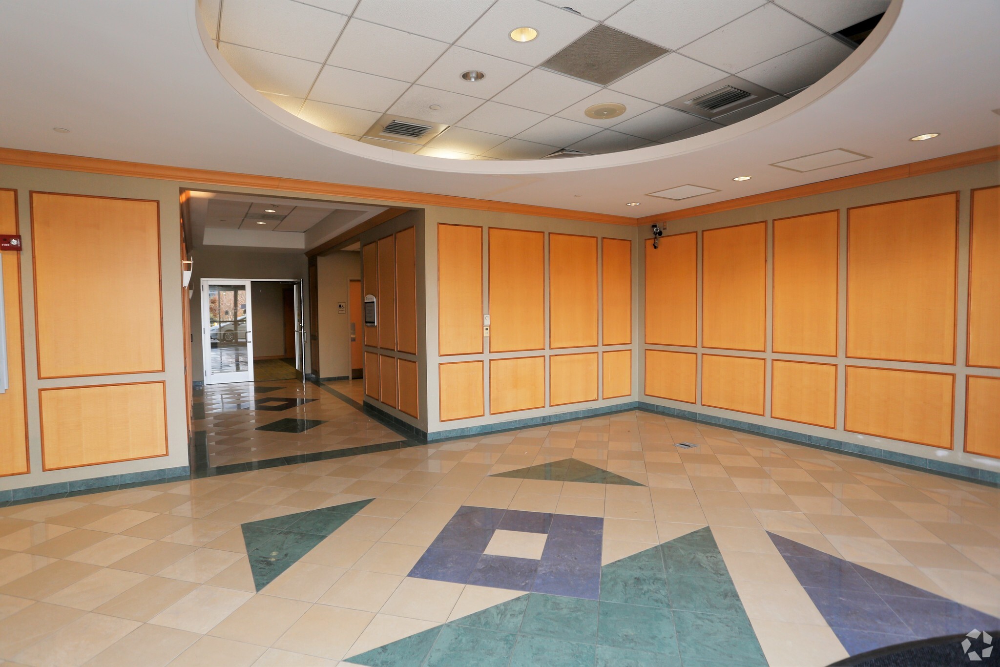 9105 Stony Point Dr, Richmond, VA for sale Lobby- Image 1 of 1