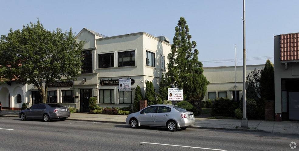 214 W Park Ave, Long Beach, NY for lease - Primary Photo - Image 2 of 3