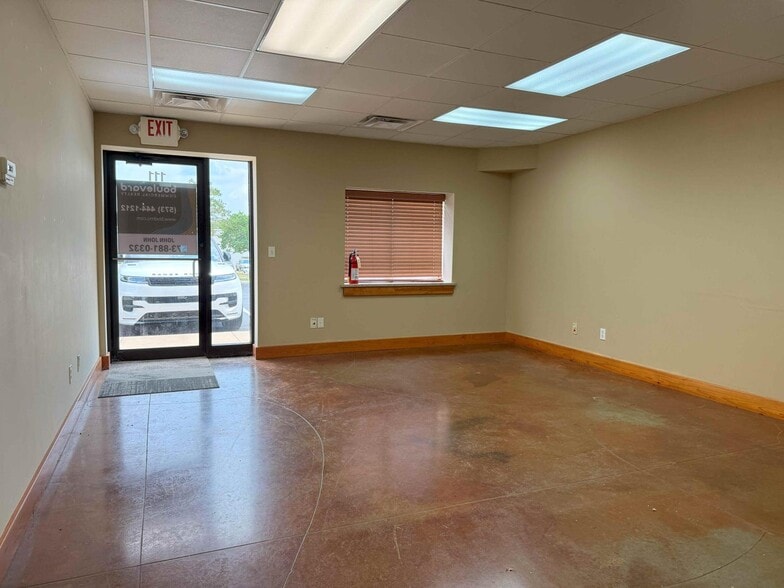 6601 Stephens Station Rd, Columbia, MO for lease - Interior Photo - Image 3 of 11