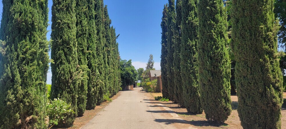 7715 Road 23 1/2, Madera, CA for sale - Building Photo - Image 2 of 7