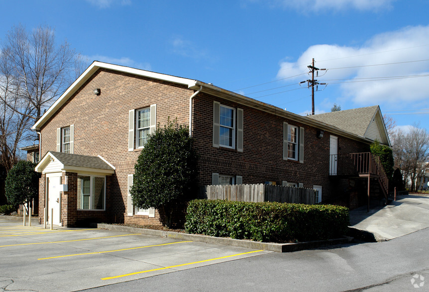 900 Woodland Ave, Knoxville, TN for sale - Building Photo - Image 1 of 1