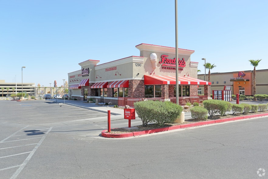 1290 W Warm Springs Rd, Henderson, NV 89014