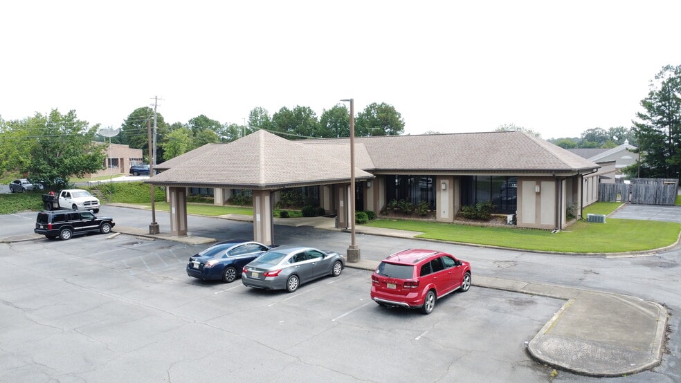 801 20th Ave E, Jasper, AL for sale - Building Photo - Image 3 of 7