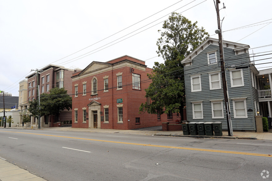 304-306 Meeting St, Charleston, SC for lease - Building Photo - Image 2 of 6