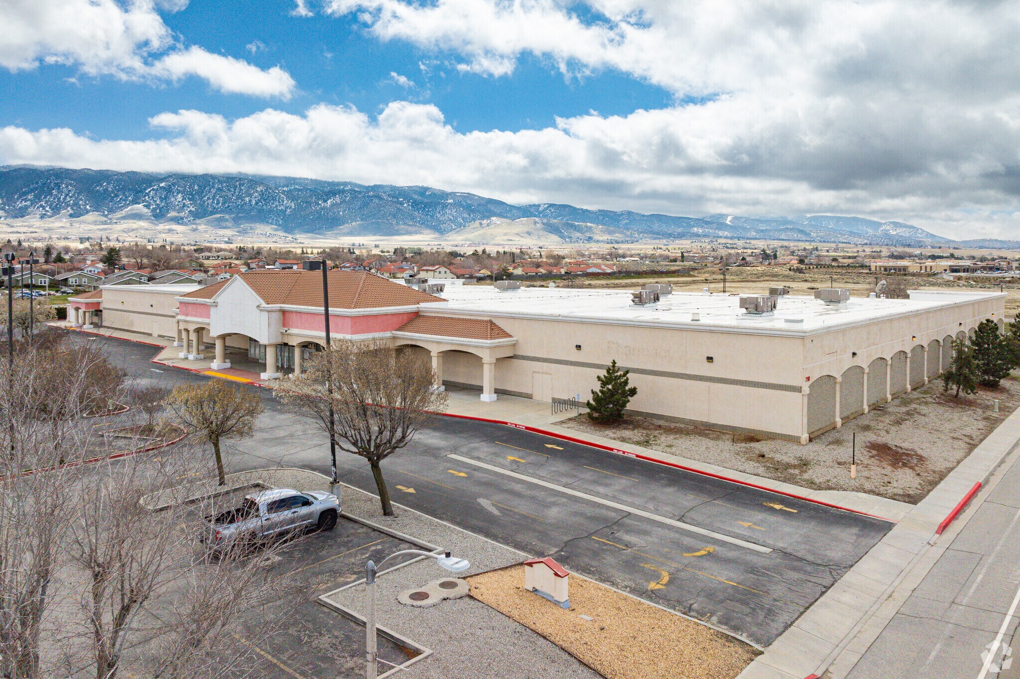 710 W Tehachapi Blvd, Tehachapi, CA for sale Building Photo- Image 1 of 1