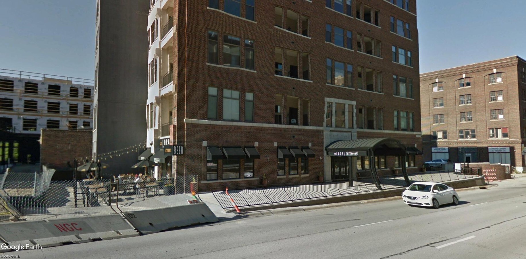 902 Dodge St, Omaha, NE, 68102 Retail Space For Lease