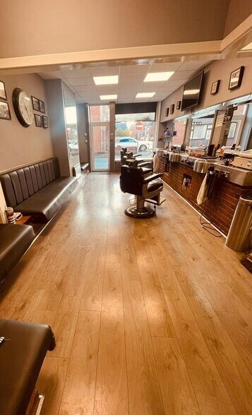 4 Bradwall Rd, Sandbach for lease - Building Photo - Image 3 of 5