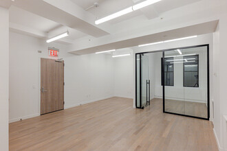 110 W 40th St, New York, NY for lease Interior Photo- Image 2 of 5