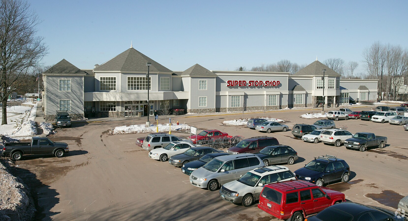 55 Oak St, Glastonbury, CT 06033