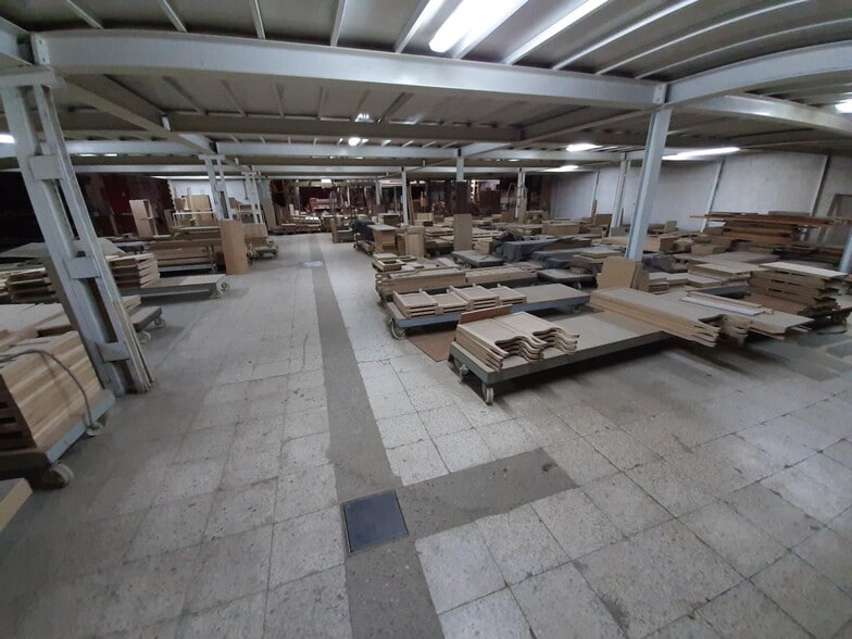 Industrial in Cuéllar, Segovia for sale - Interior Photo - Image 2 of 11