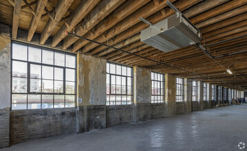 37 W Cross St, Baltimore, MD for lease Interior Photo- Image 2 of 5