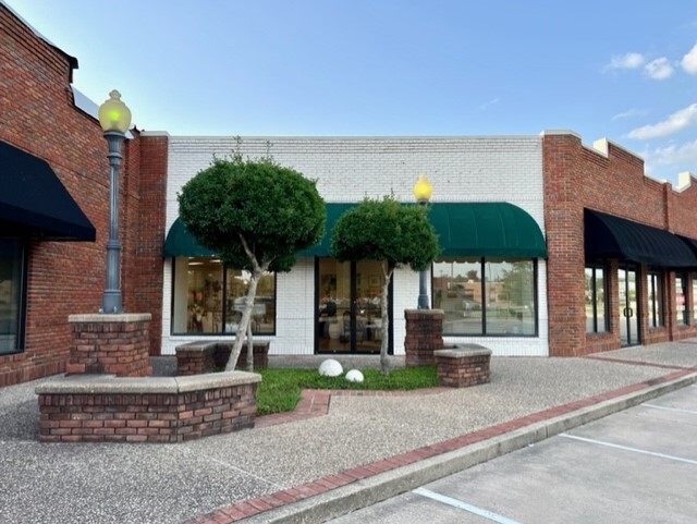 1821 Avenue of America, Monroe, LA for lease - Building Photo - Image 2 of 24