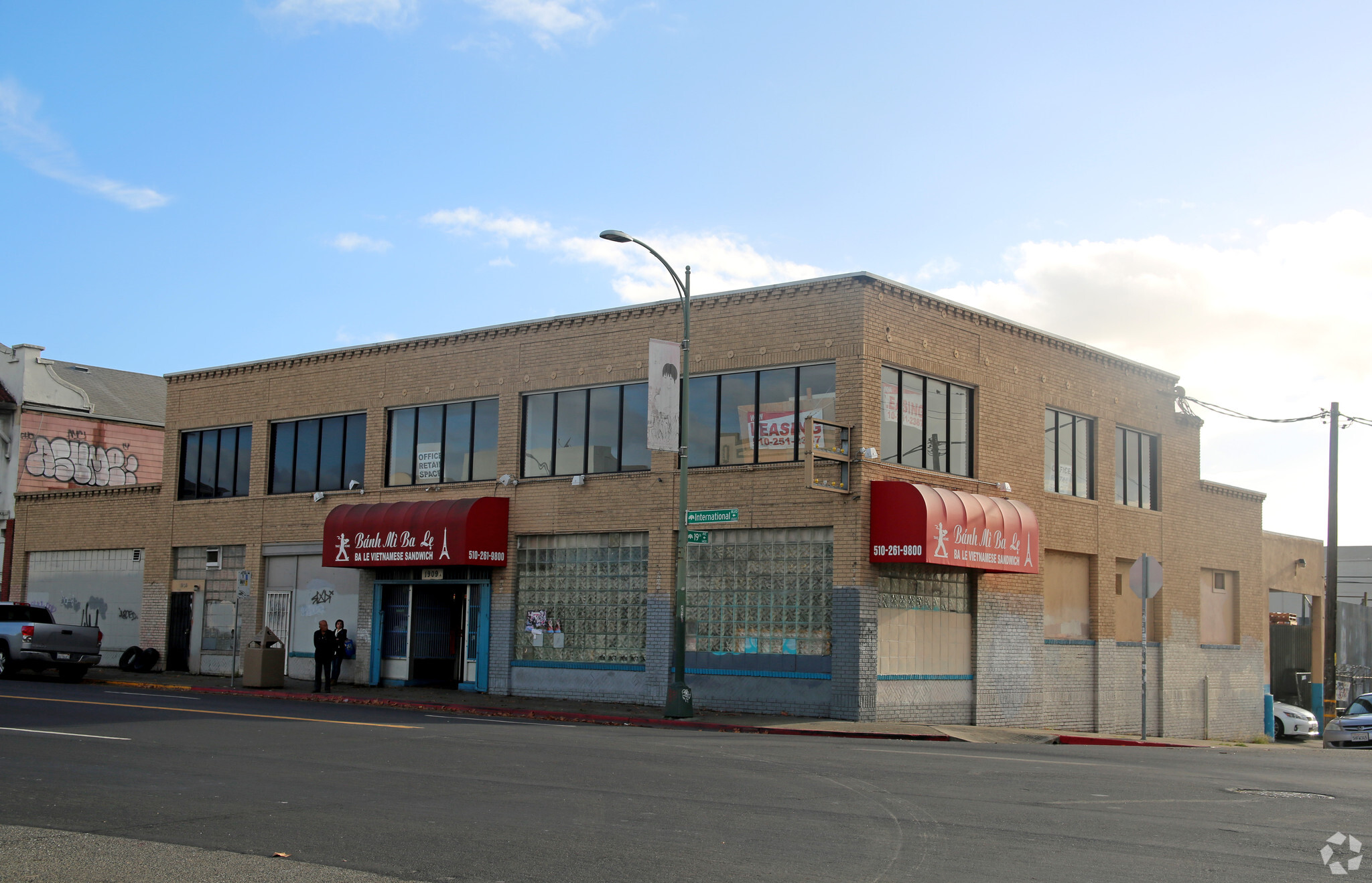 1909 International Blvd, Oakland, CA for sale Primary Photo- Image 1 of 1