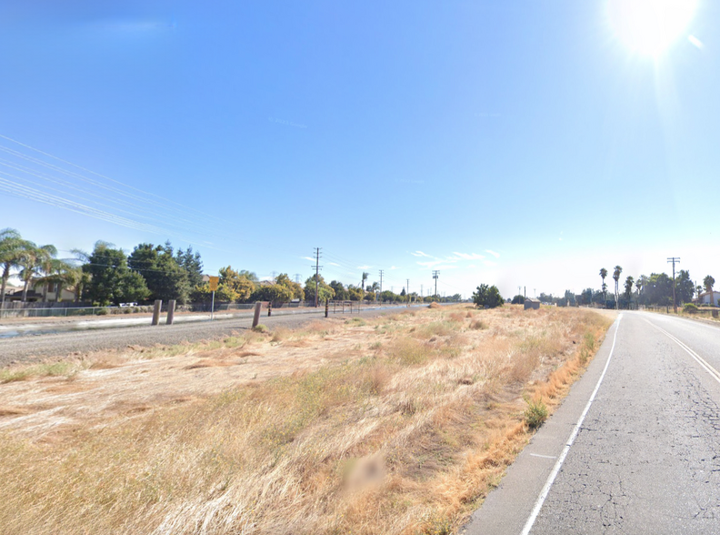 Claribel Road, Riverbank, CA for sale - Primary Photo - Image 1 of 2