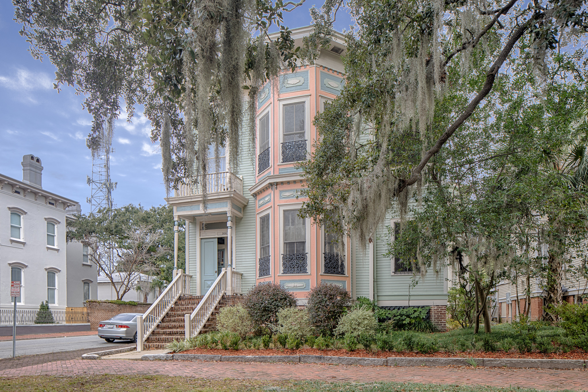 304 E Hall St, Savannah, GA for sale Primary Photo- Image 1 of 1