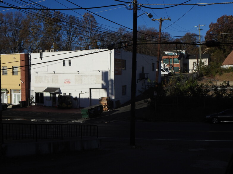 4215 Howard Ave, Kensington, MD for lease - Building Photo - Image 1 of 5