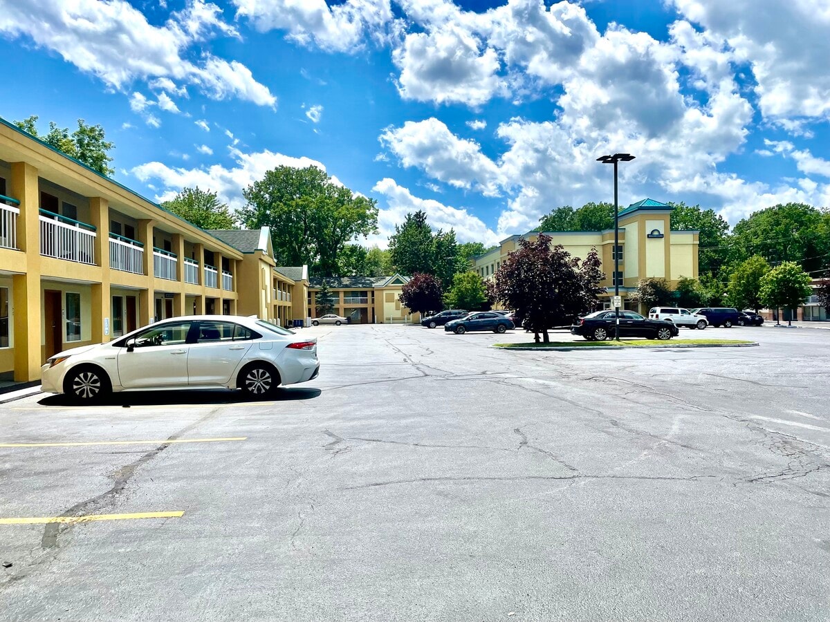 1606 Central Ave, Albany, NY 12205