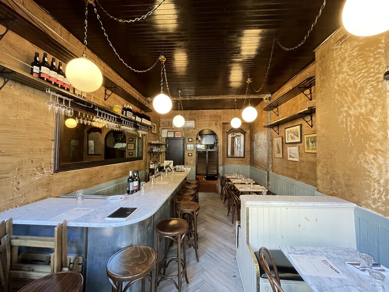 160 Havemeyer St, Brooklyn, NY for lease - Interior Photo - Image 3 of 3