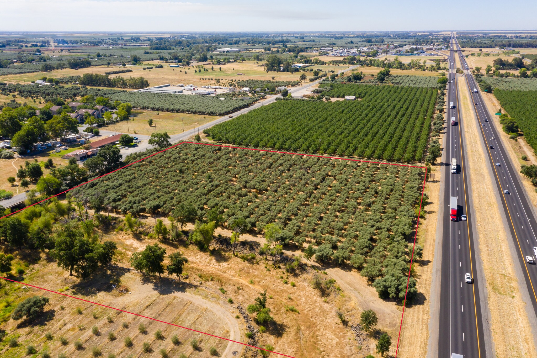 fig-ln-highway-99-corning-ca-96021-land-property-for-sale