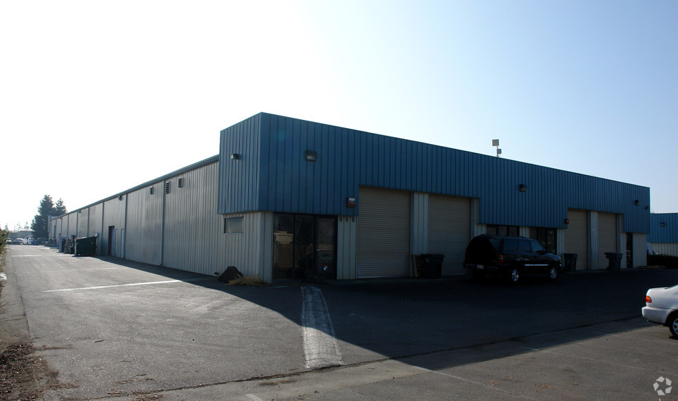 3200 Dutton Ave, Santa Rosa, CA for lease - Building Photo - Image 3 of 6