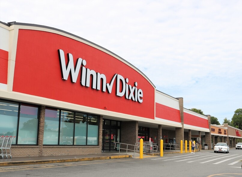 333 E Highland Blvd, Inverness, FL for lease - Building Photo - Image 3 of 5