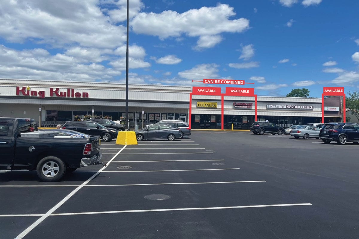 11-35 Montauk Hwy, Blue Point, NY for lease Building Photo- Image 1 of 10