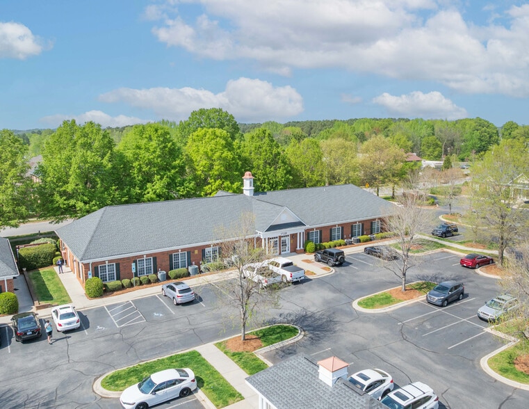 17228 Lancaster Hwy, Charlotte, NC for lease - Primary Photo - Image 3 of 15