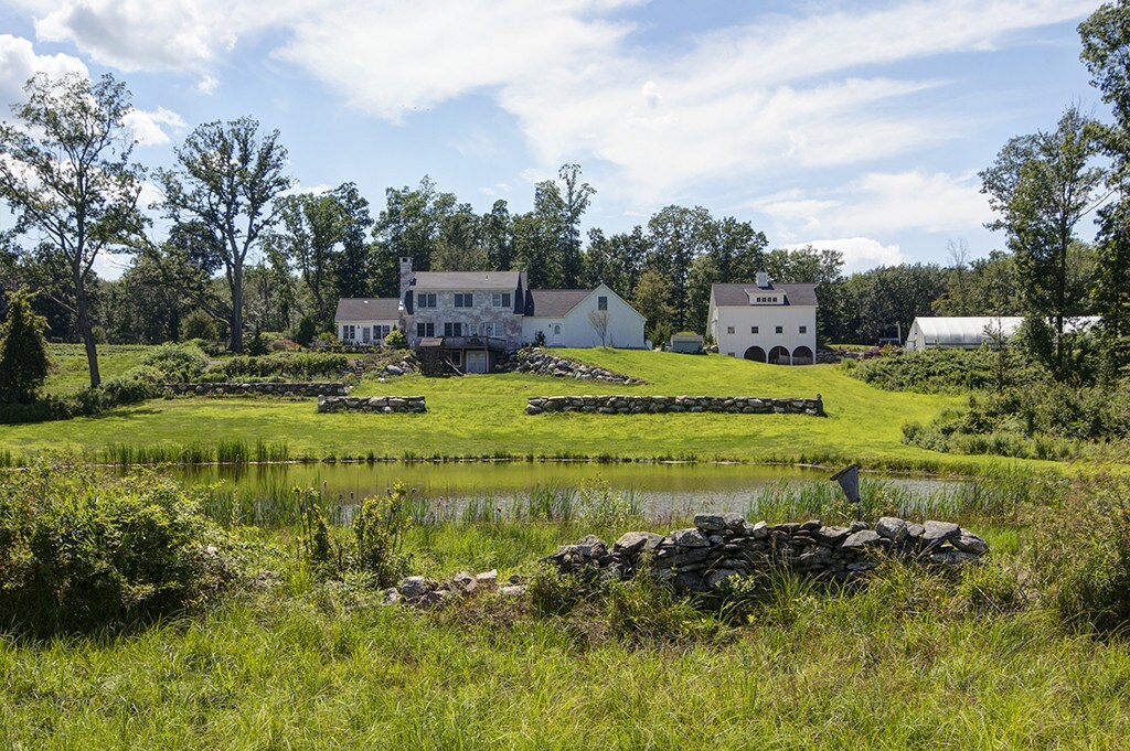 54 Joy Rd, Woodstock, CT 06281