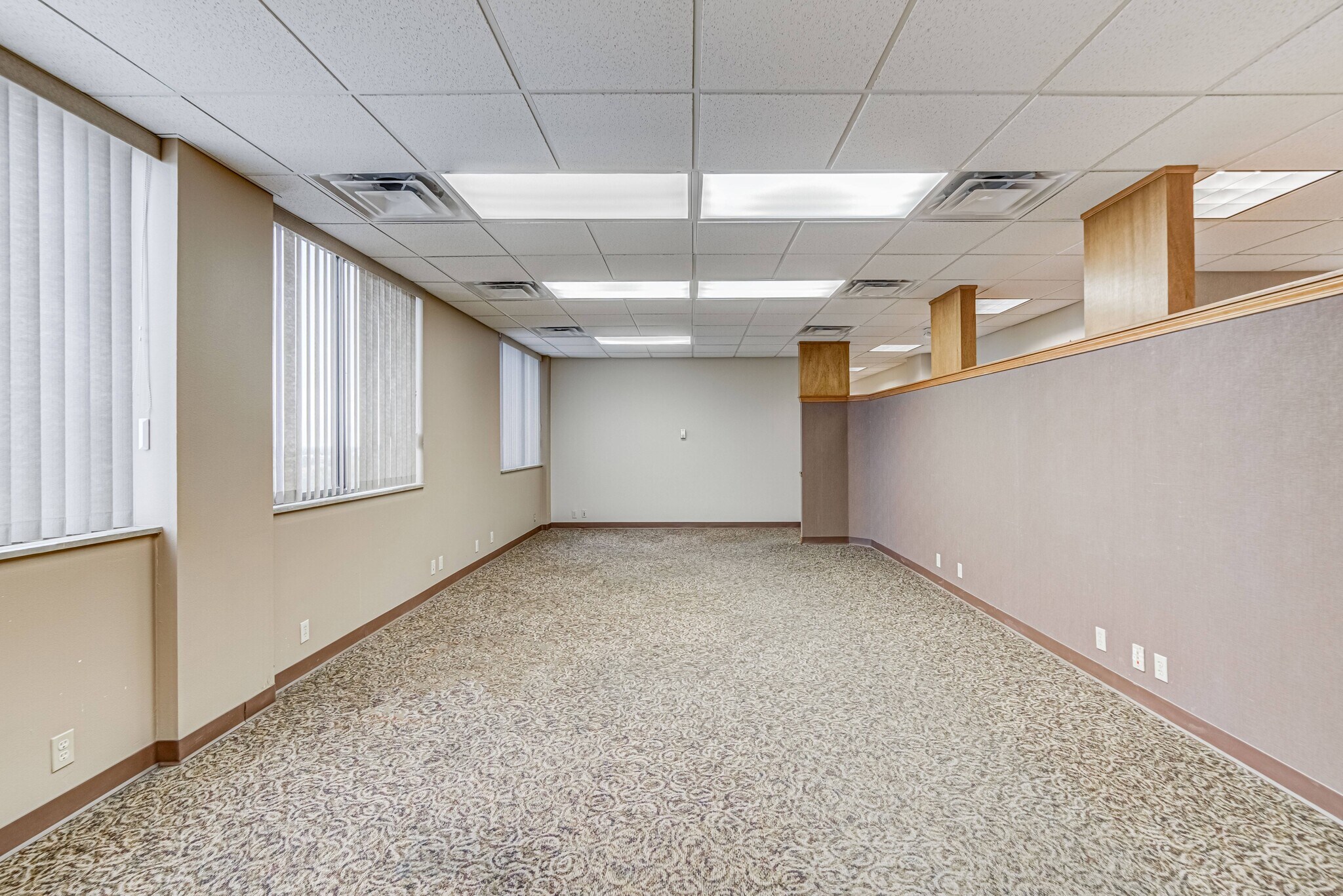 1736 E Sunshine St, Springfield, MO 65804 Plaza Towers