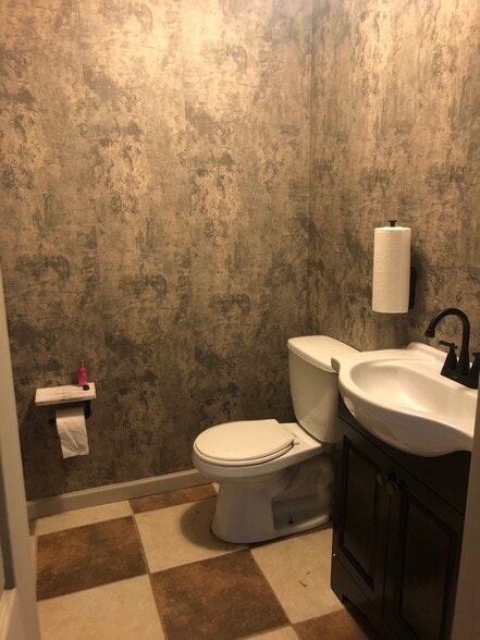 3 Mize Rd, Toccoa, GA for lease - Building Photo - Image 3 of 10