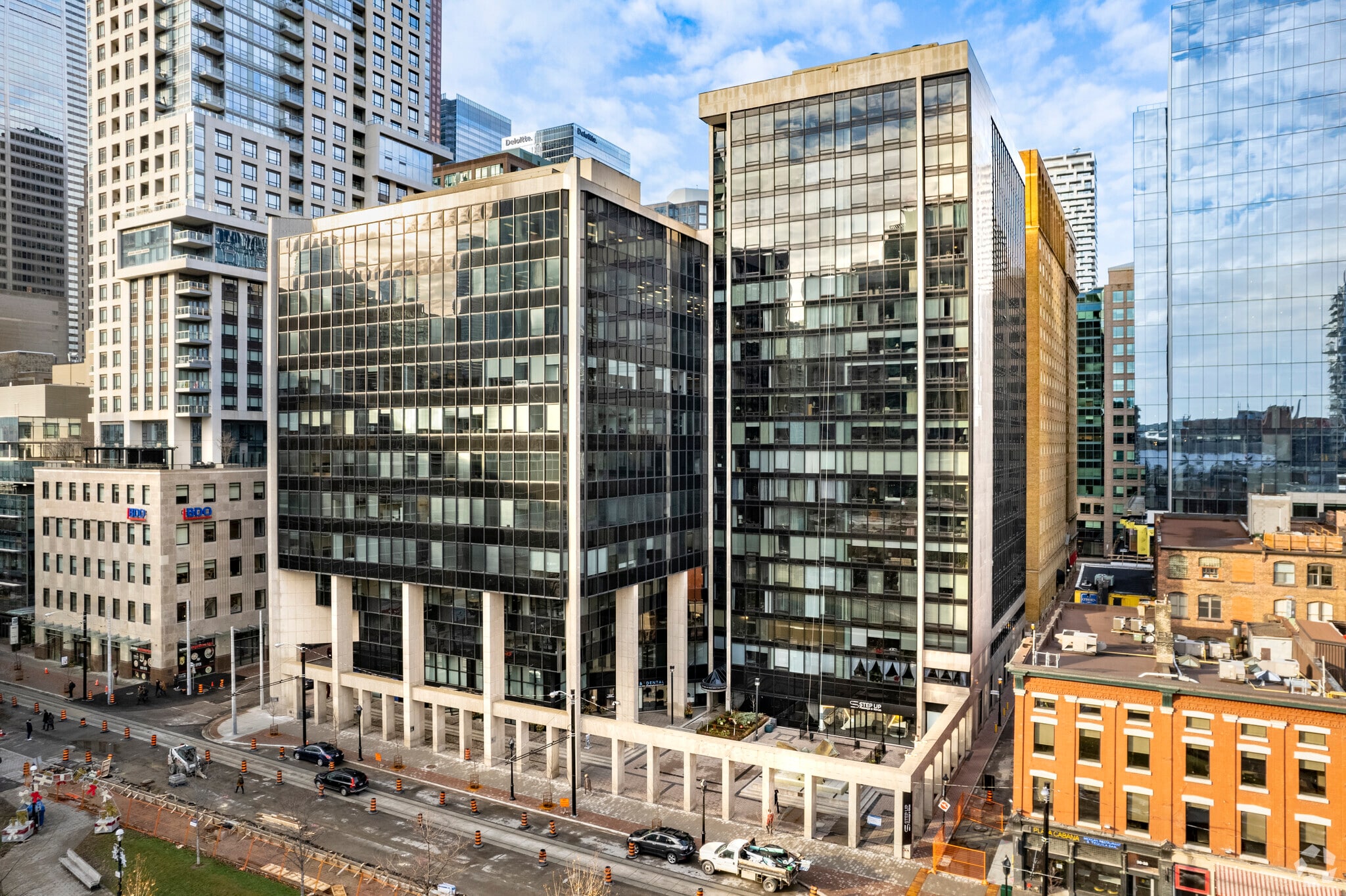 26-32 Wellington St E, Toronto, ON for lease Primary Photo- Image 1 of 30