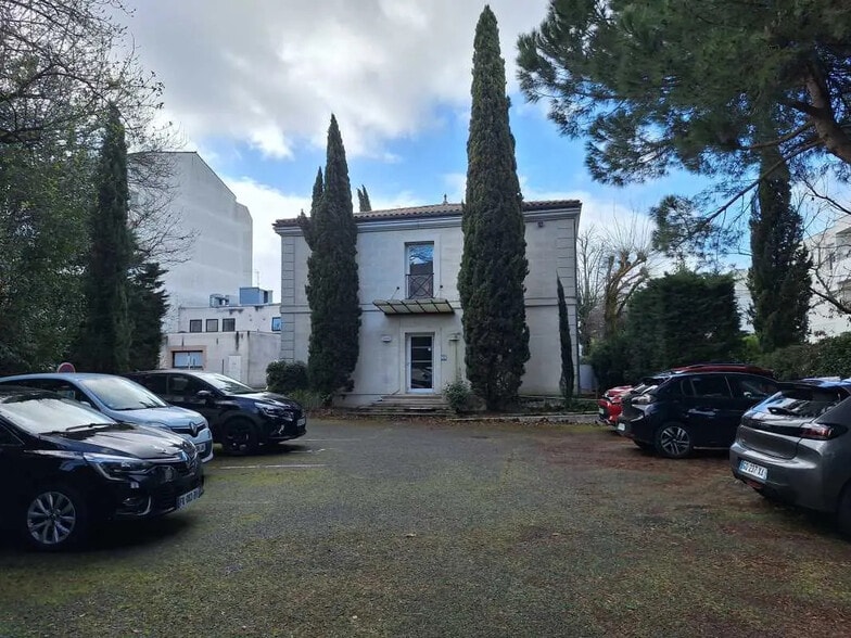 Office in Bordeaux for sale - Building Photo - Image 2 of 15