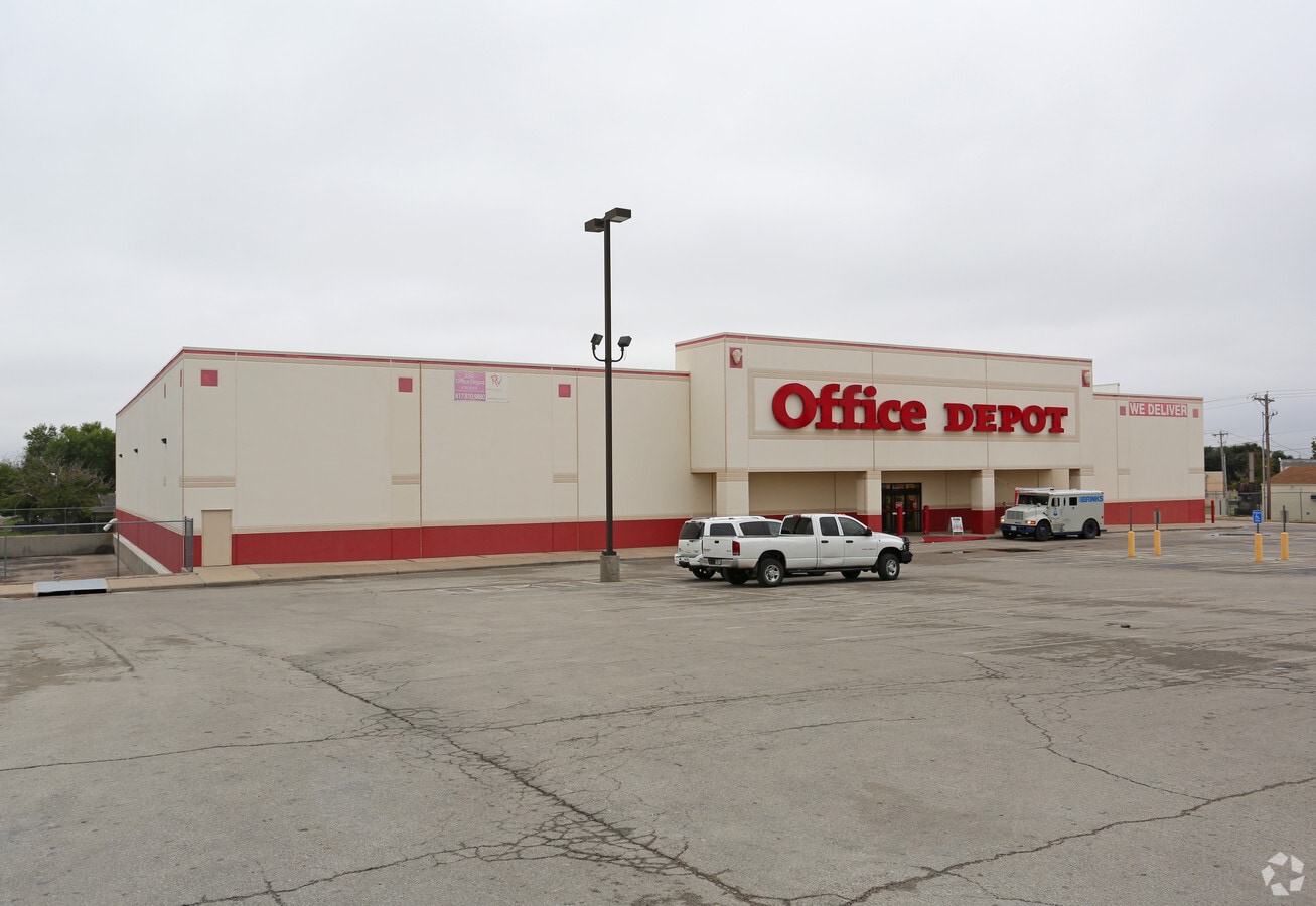 4141 Buffalo Gap Rd, Abilene, TX 79605