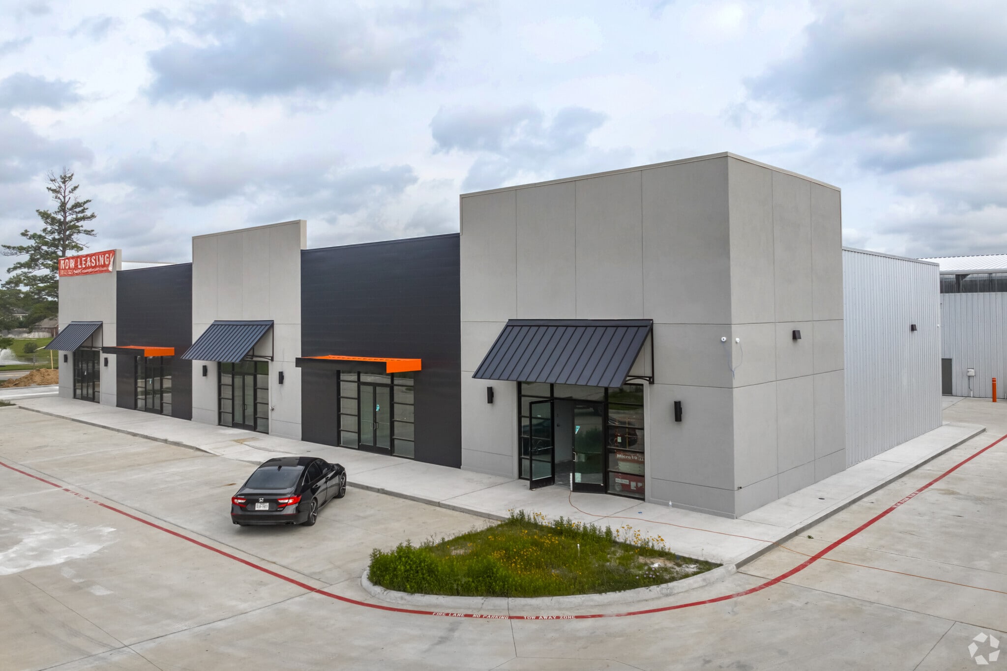 3340 Spring Stuebner, Spring, TX for lease Building Photo- Image 1 of 21