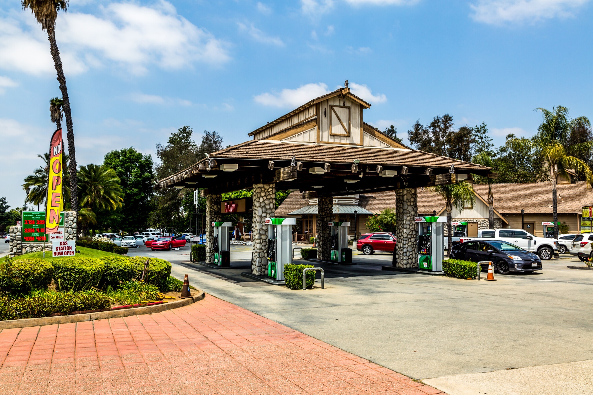 555 W Bonita Ave, San Dimas, CA 91773 Bonita Country Car