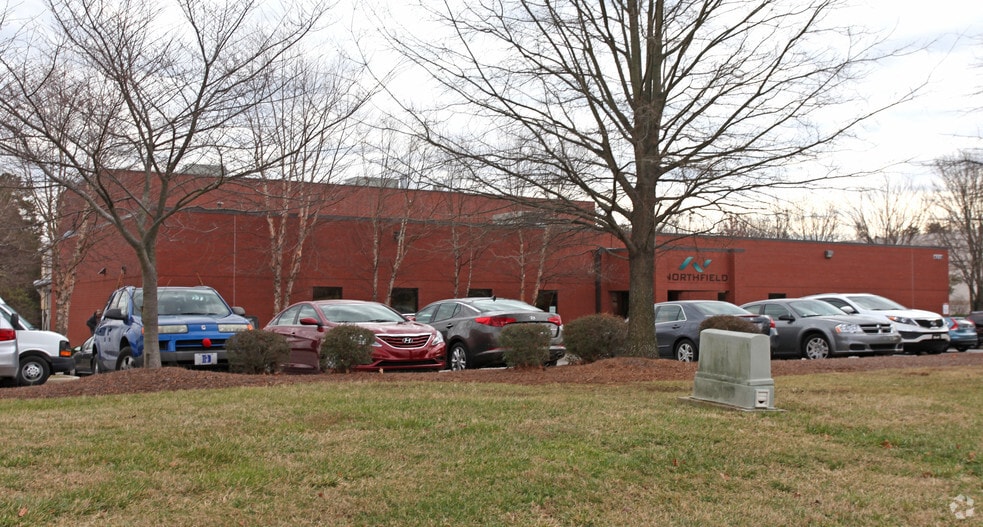 4210 Tudor Ln, Greensboro, NC for sale - Building Photo - Image 2 of 2