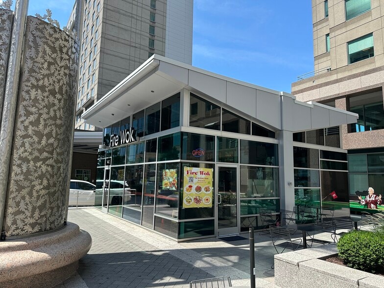 442 Fayetteville St, Raleigh, NC for lease - Building Photo - Image 2 of 4