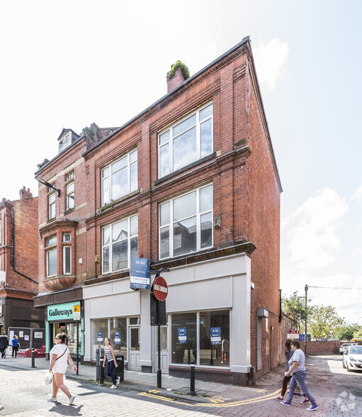 60-62 Market St, Wigan for lease - Building Photo - Image 2 of 4