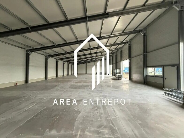 Flex in Rognac for lease - Interior Photo - Image 2 of 4