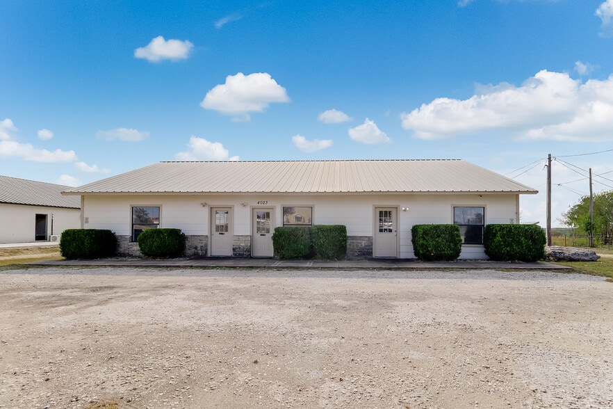4023 TX-29 Hwy, Burnet, TX for sale - Primary Photo - Image 1 of 1