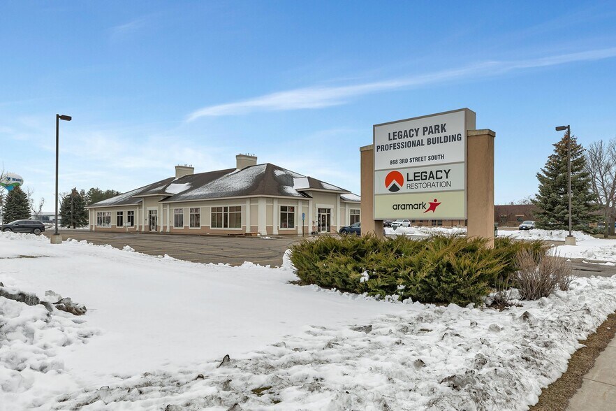 868 3rd St S, Waite Park, MN for sale - Building Photo - Image 1 of 1