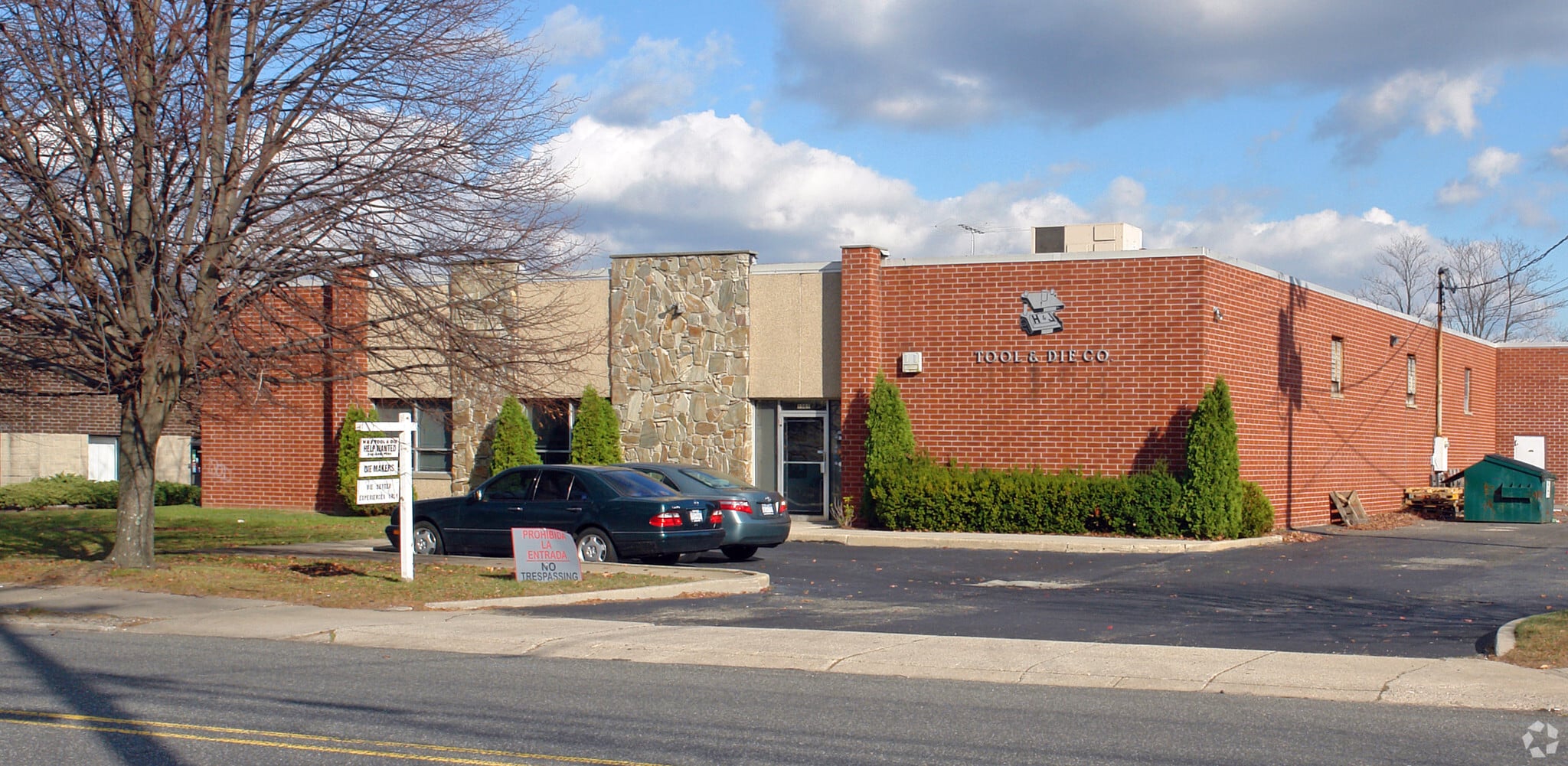 1565 Ocean Ave, Bohemia, NY for lease Building Photo- Image 1 of 8