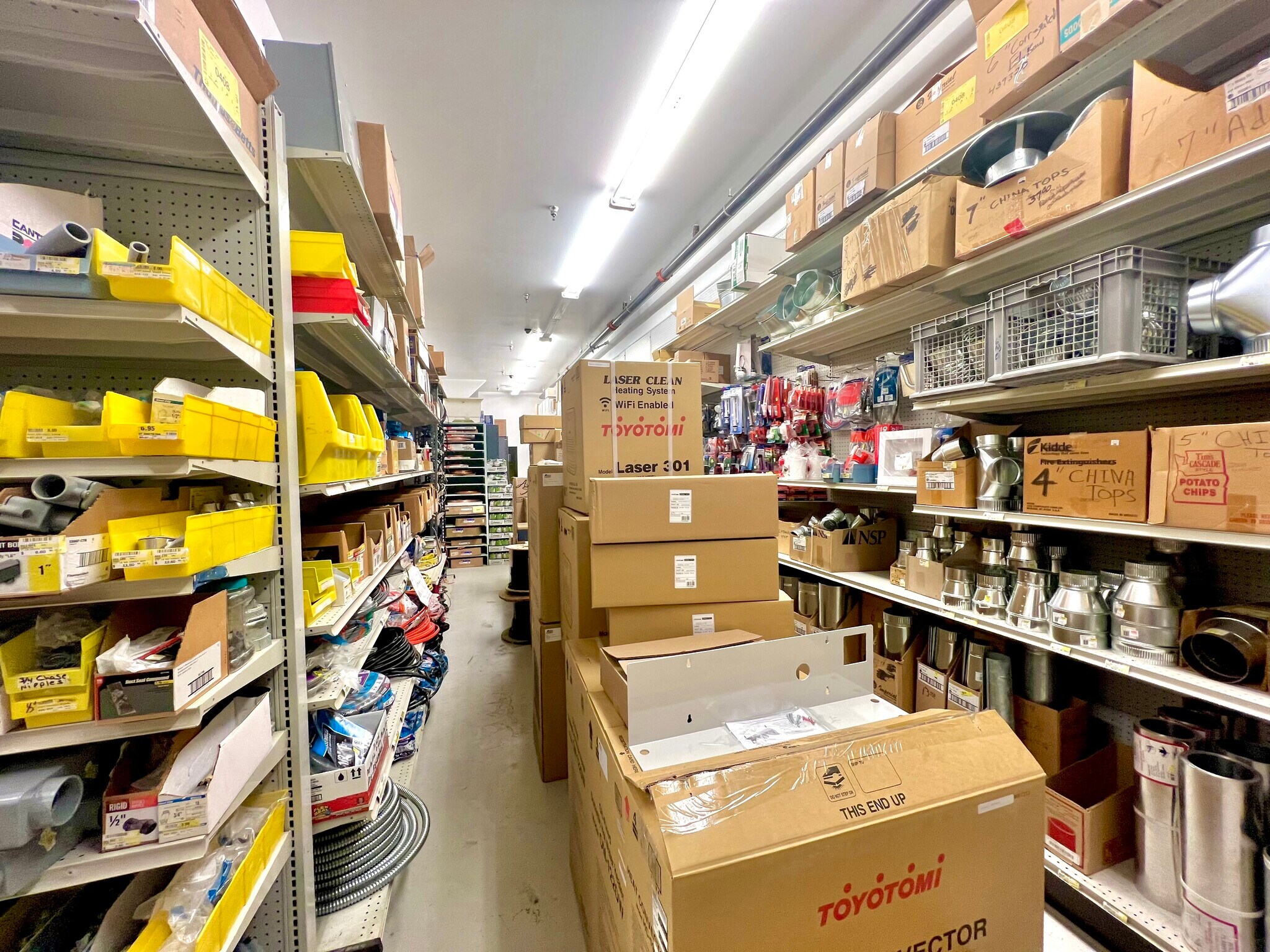 131 Mallott Ave, Yakutat, AK 99689 Yakutat Hardware for Sale