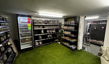 132 High St, Edenbridge for lease Interior Photo- Image 2 of 3