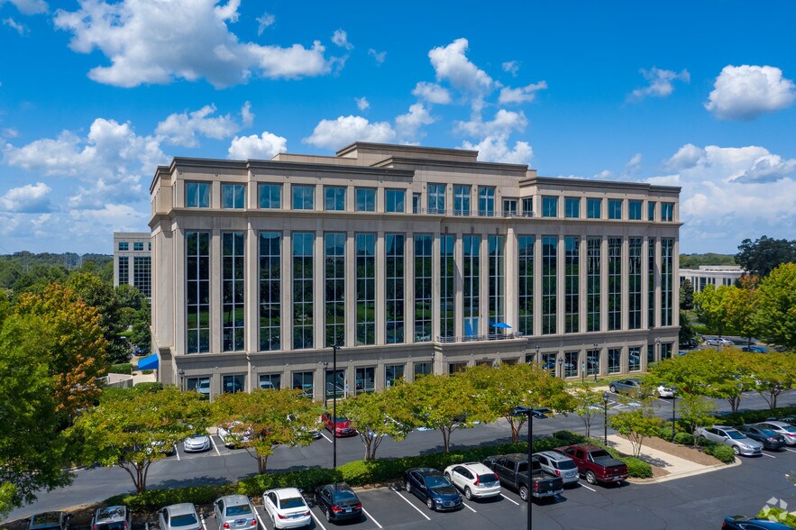 14045 Ballantyne Corporate Pl, Charlotte, NC for lease - Brixham Green Two - Image 1 of 1
