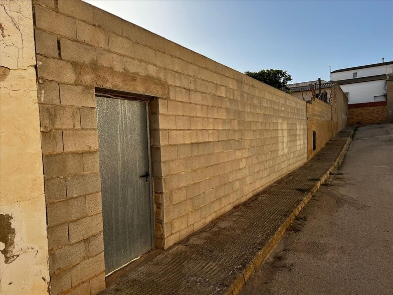 Land in Abengibre for sale - Building Photo - Image 1 of 17