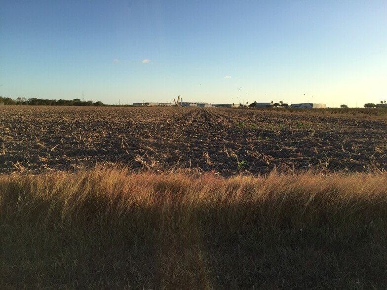 401 N Padre Island Dr, Corpus Christi, TX for sale - Building Photo - Image 1 of 8