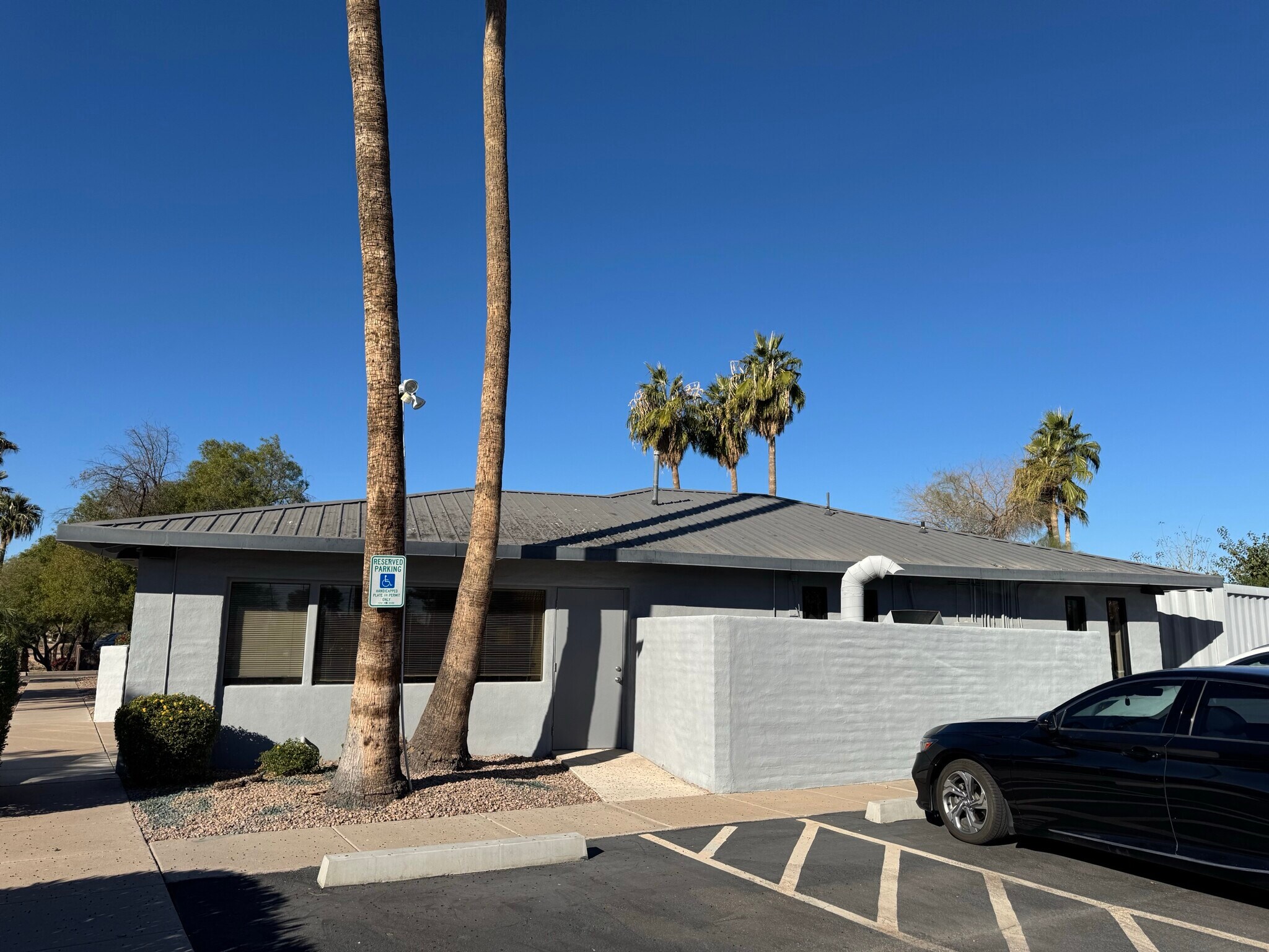 1018 E Guadalupe Rd, Tempe, AZ for sale Building Photo- Image 1 of 1