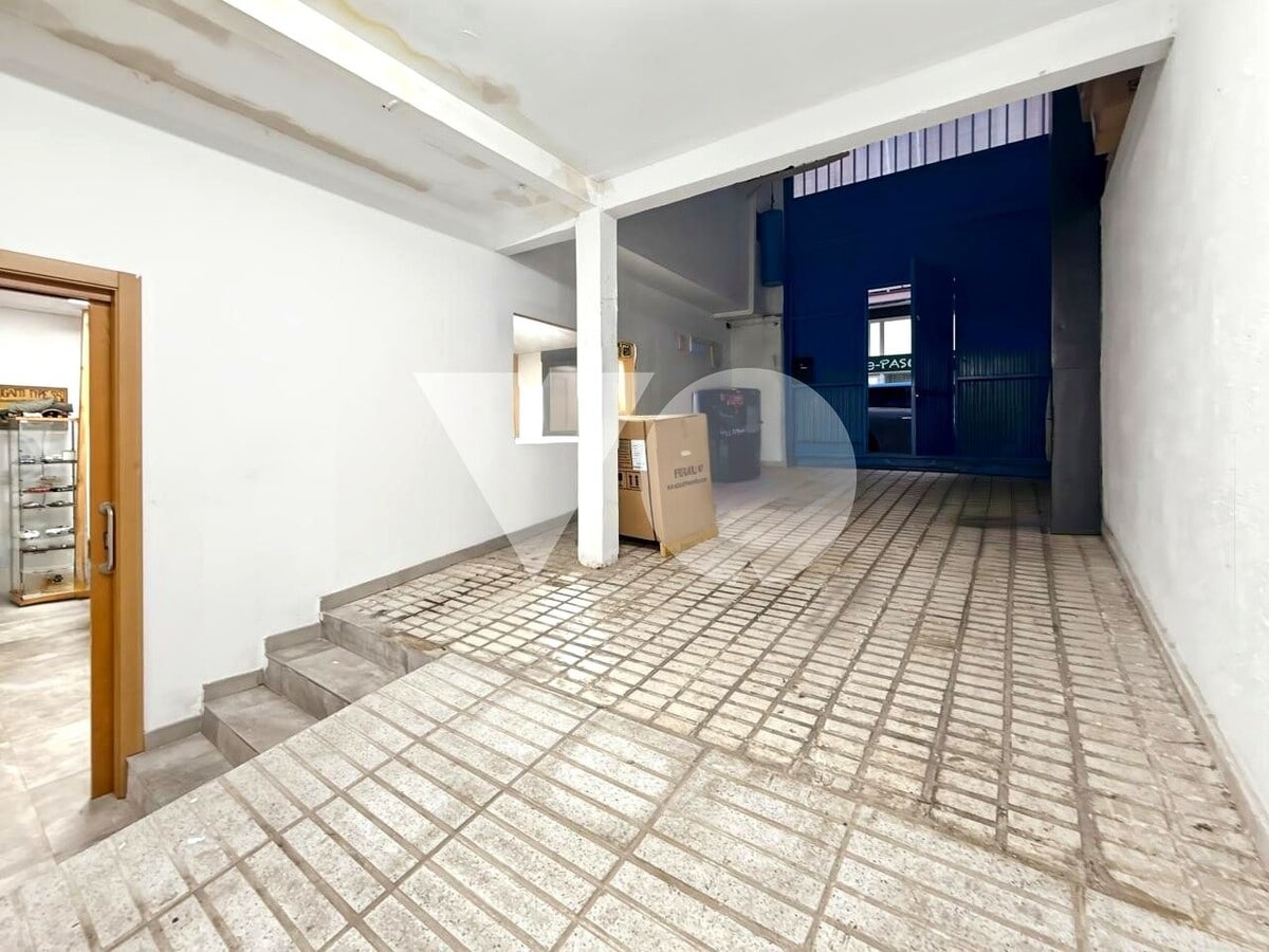 Madrid, MAD 28017 - Unit Puerta 01 -  - Interior Photo - Image 1 of 3