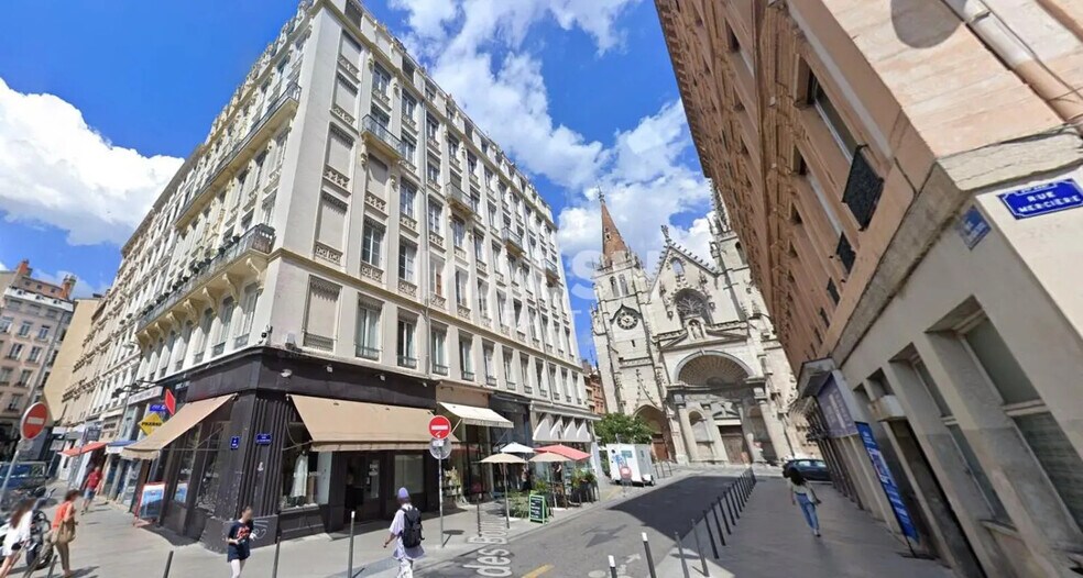 Retail in Lyon for lease - Building Photo - Image 3 of 3